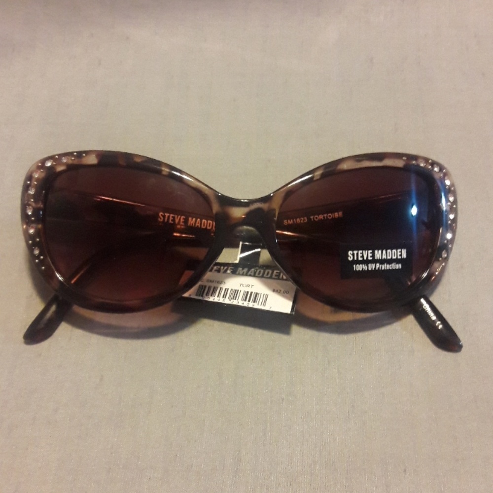Steve madden sunglasses
